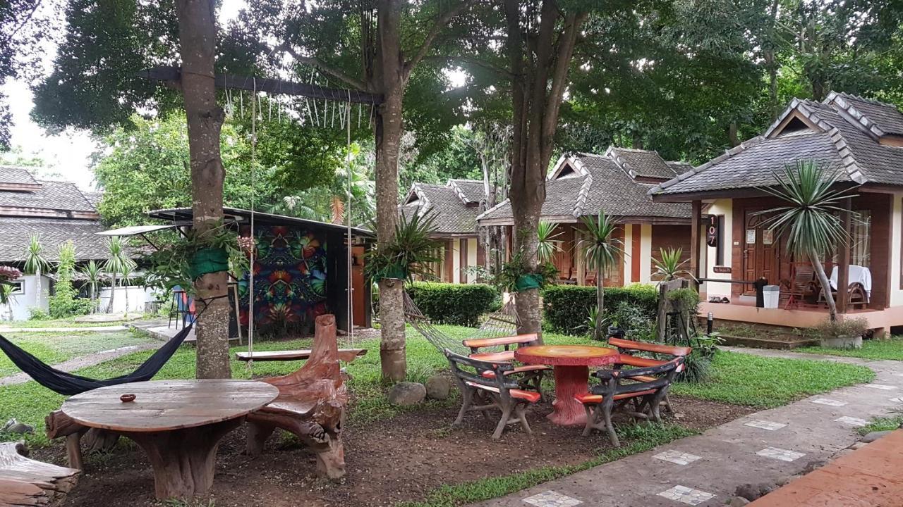 Brick House Hostel Pai Exterior foto